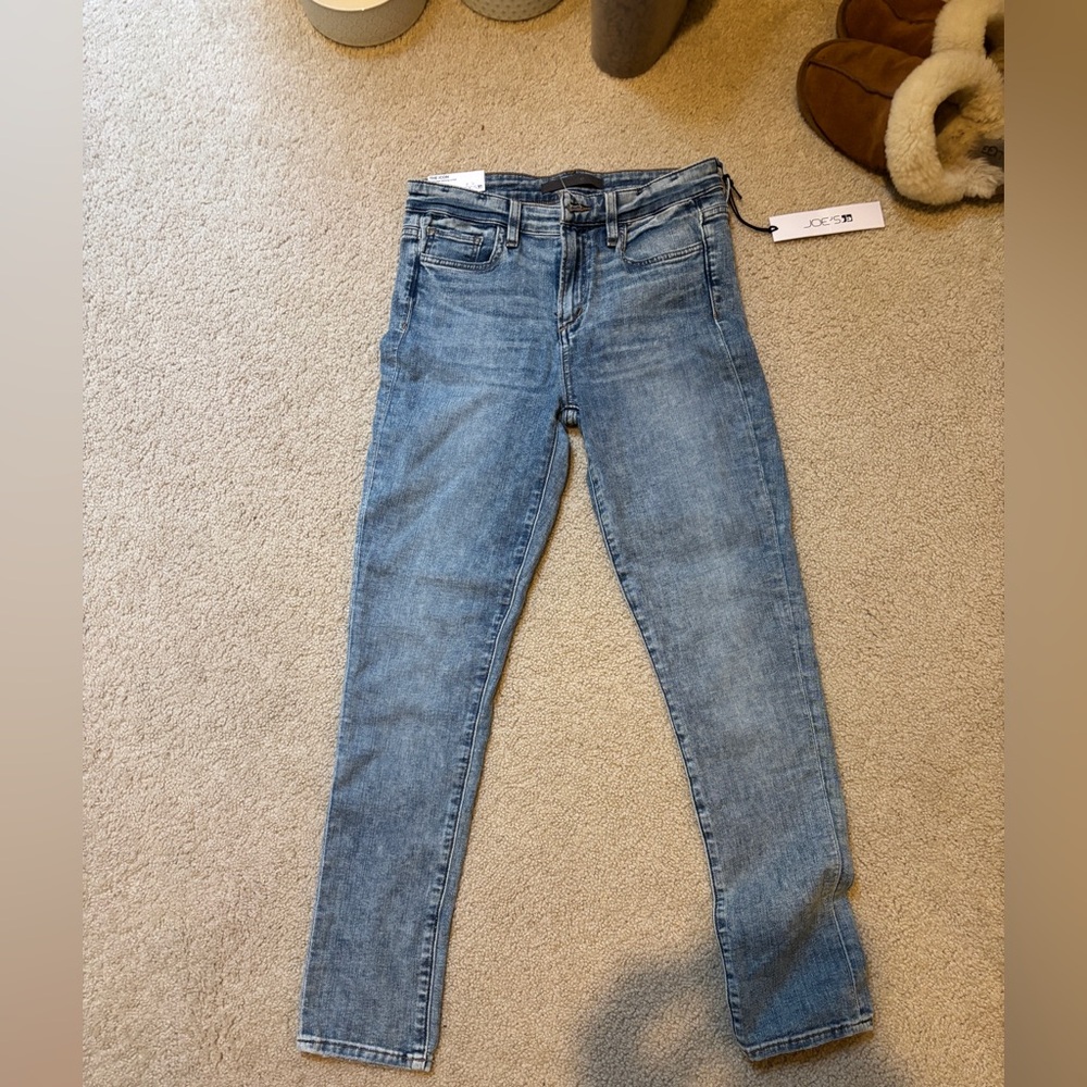 Joe's Jeans The Icon Mid Rise in Classic Blue